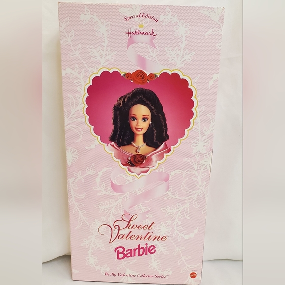 1992 Sweet Valentine Hallmark Special Edition Mattel Barbie Doll - NRFB/NIB - Picture 4 of 5